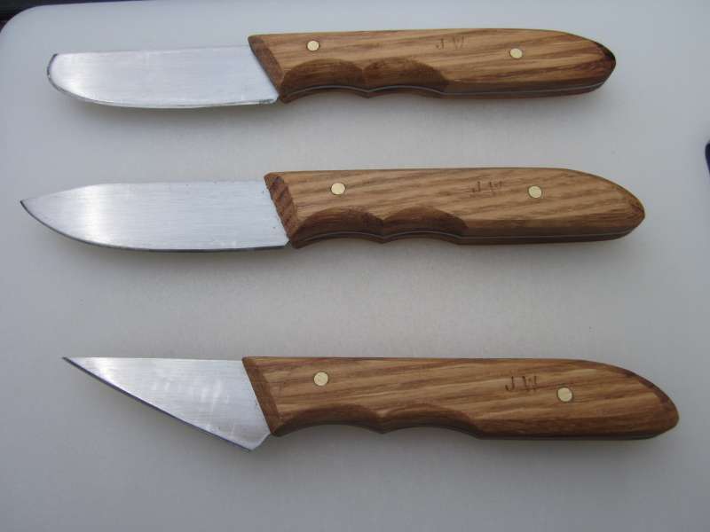 Attached picture Gulo's knives.JPG